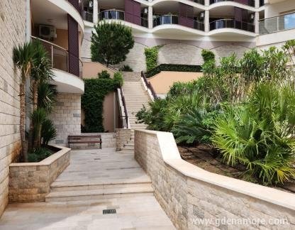 Apartman Cesarica, privatni smeštaj u mestu Bečići, Crna Gora - C462A2DF-8C4A-4944-99F9-E9434AD6E370